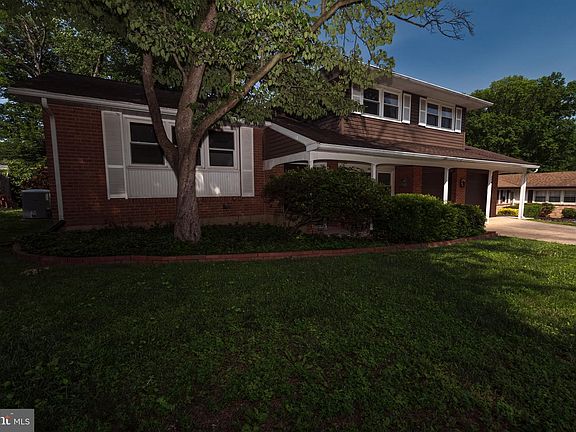 4th image of 230 Aronimink Dr