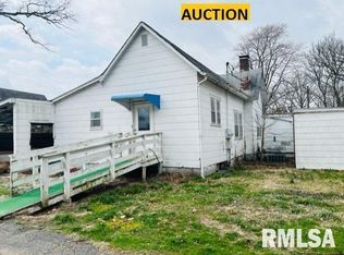 1016 N 8th St, Mount Vernon, IL 62864