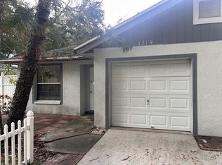 3719 Farnham Ct, Palm Harbor, FL 34684