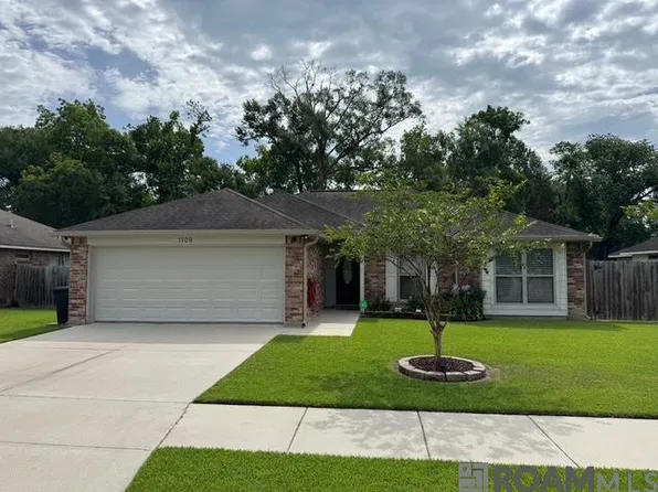 1109 Point Andrew Dr, Gonzales, LA 70737