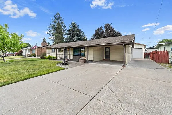 4 bed, 1232 sqft, $2,950 — Photo 4