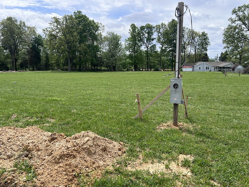 2nd image of 2 Lake Morris Rd Lot 2