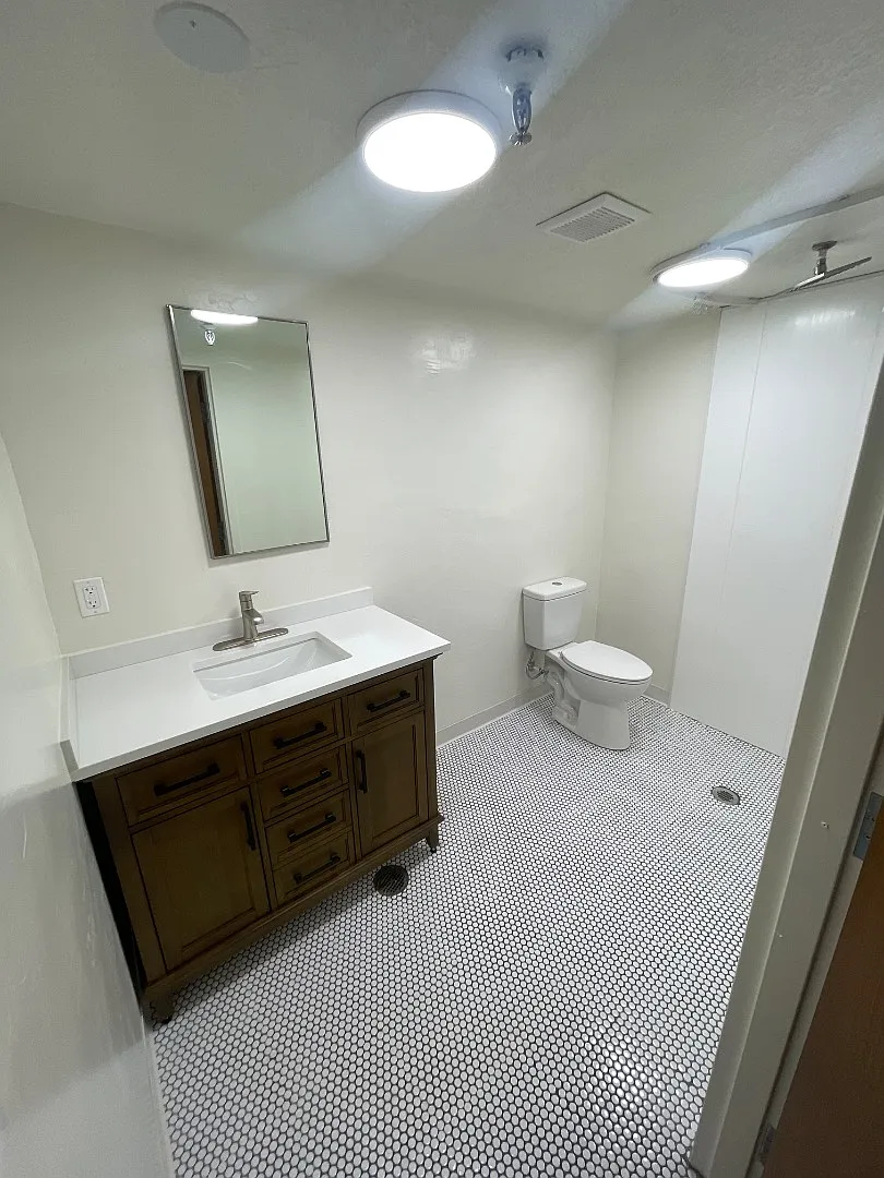 460 W 600 N - Apt 25 — Photo 2