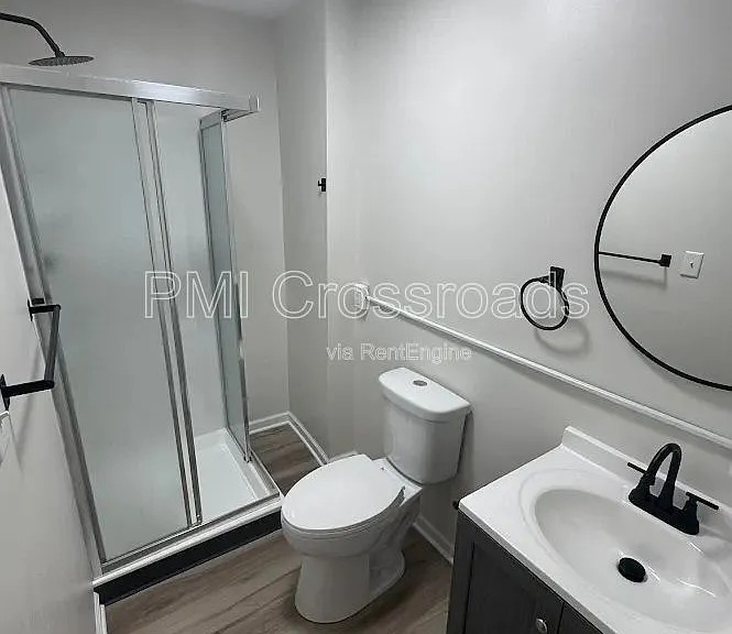 472 Sumner St #1 — Photo 2