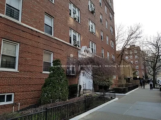 Rented by Madison Realty Sales & Rentals, Inc. | media 2