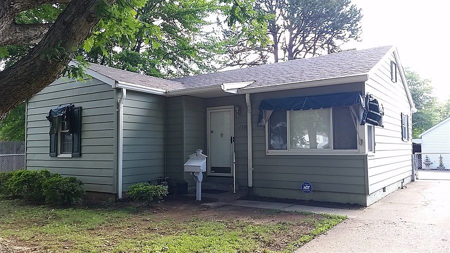1st image of 1300 S Saint James Blvd