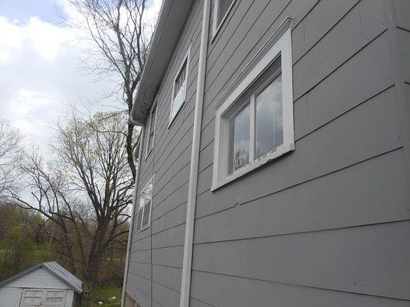 2nd image of 929 S Arlington Ave