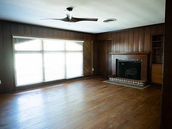4th image of 2005 Millpond Rd