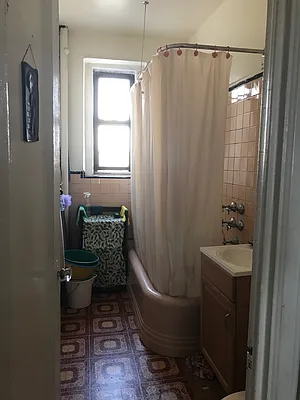 Sold by Continent Realty LLC | media 8