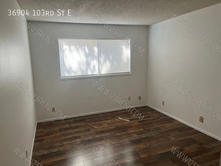 36904 103rd St E — Photo 18