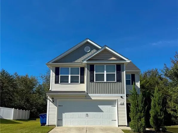 254 Kendall Dr, Winston Salem, NC 27107