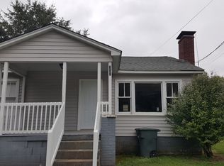 303 Old Salem Rd, Seneca, SC 29672