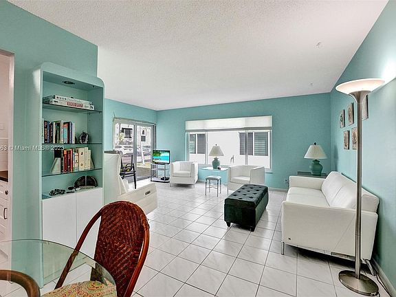 4th image of 4501 S Ocean Blvd APT G1