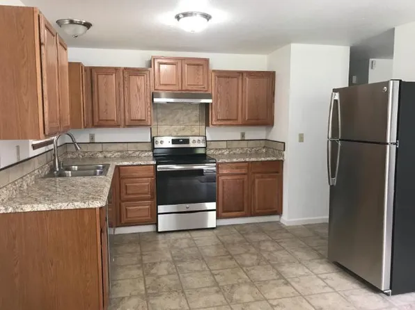 100 NE Larson Lake Rd, Belfair, WA 98528