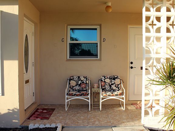 135-C Exterior of Entry-way