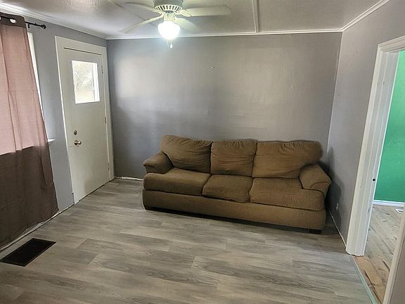 5th image of 109th St #9740