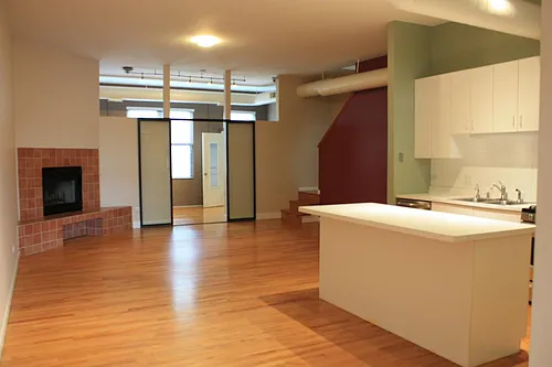 400 N Racine Ave #220 Photo 1 400 N Racine Ave #220 Photo 1