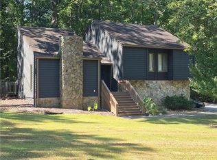 735 Chickadee Ct SW, Atlanta, GA 30311