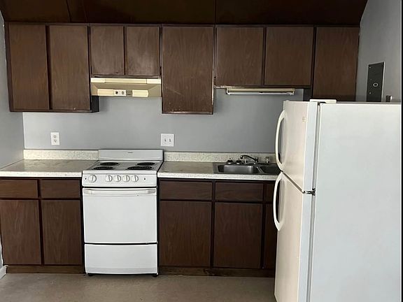 5th image of 210 W North Union St #4