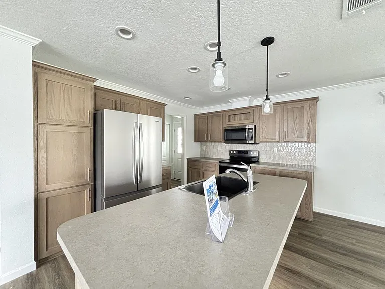 7443 43rd Way N #579 — Photo 7