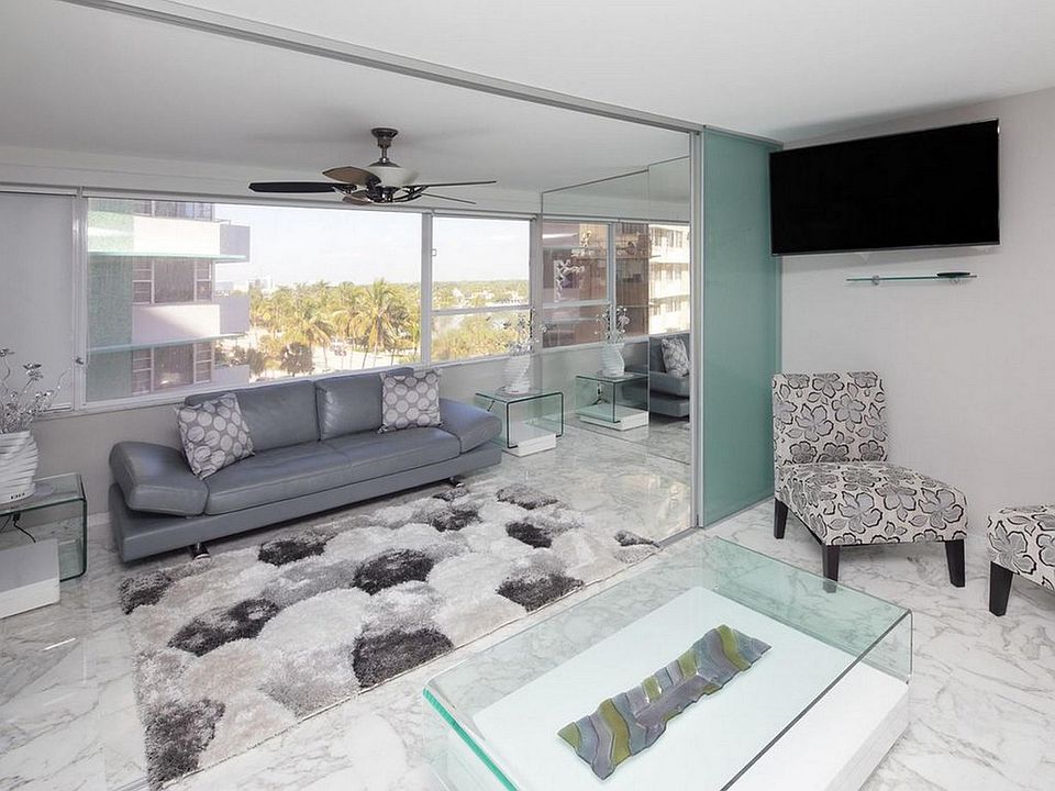1st image of 201 Aqua Ave APT 1004