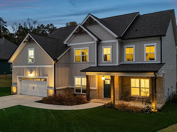 3rd image of 10466 Magnolia Farm Dr #27