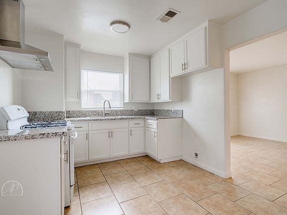 4th image of 917 K St