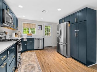 21 Shepard Ave, Pembroke, MA 02359