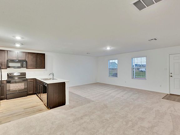3rd image of 1125 Largemouth Ln