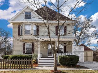 223 S Madison St, Clinton, IL 61727
