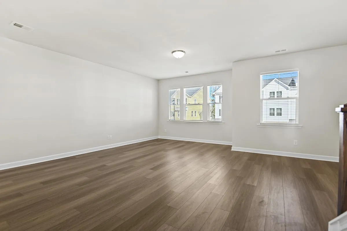 9413 Sun Fountain Drive — Photo 4