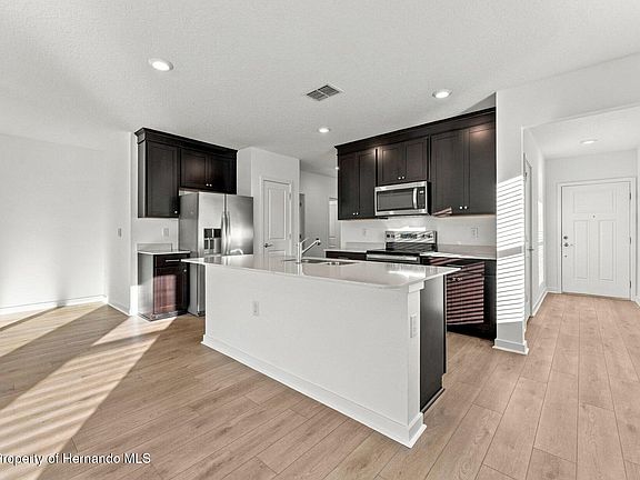 3rd image of 3831 Benham Rise Rd
