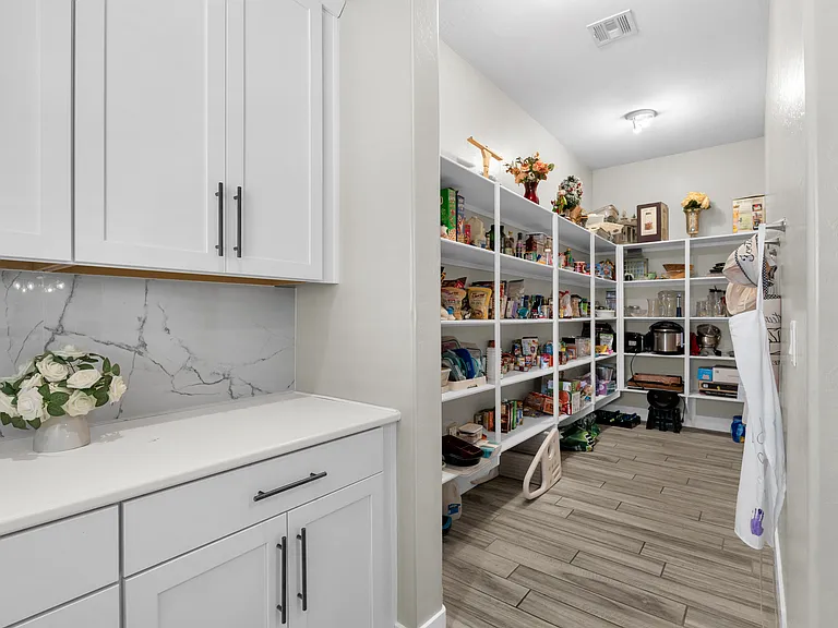328 Elder View Dr — Photo 13
