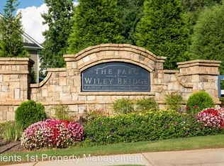 294 Parc View Ln, Holly Springs, GA 30188