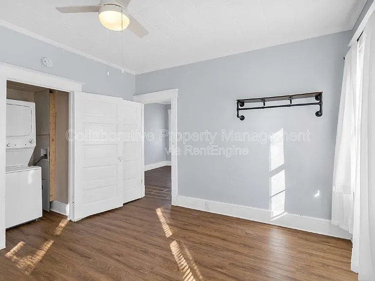 1235 E 50th St #B — Photo 7