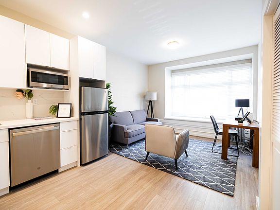 2nd image of 755 Bush St #201A