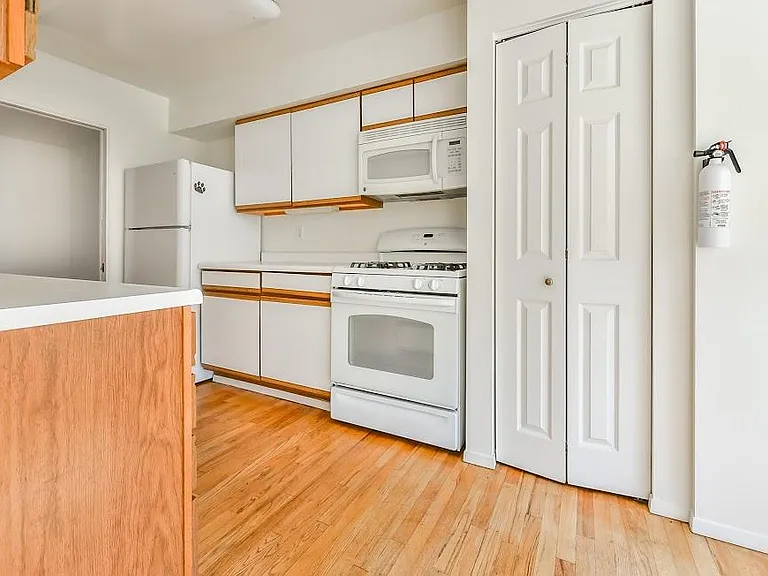 17 Hemingway St — Photo 10