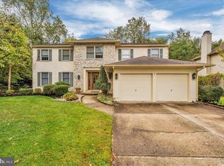9 Michaelson Dr, Mount Laurel, NJ 08054