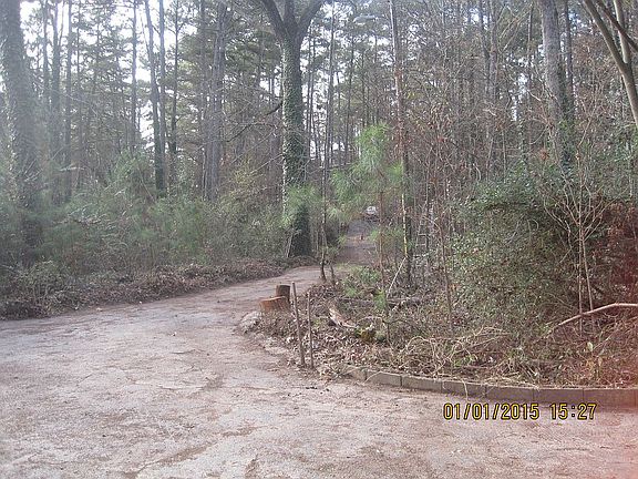 3rd image of 1251 Kelton Dr