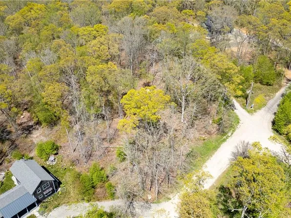 0 Four Rod Way, Tiverton, RI 02878