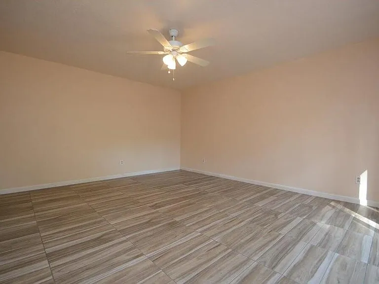 15 S Tallowberry Dr — Photo 14