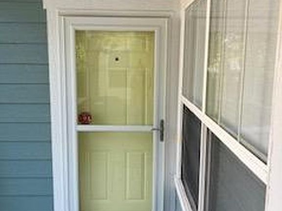2nd image of 833 Windchime Ct