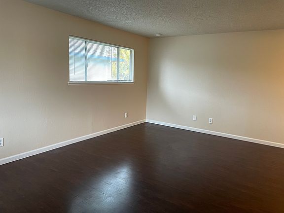 2nd image of 6438 Auburn Blvd
