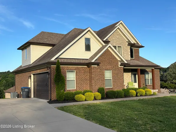 9805 Sunnys Halo Ct, Louisville, KY 40214