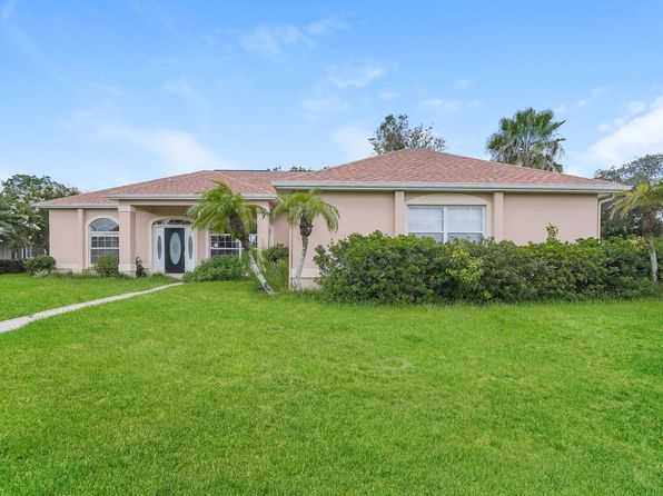 4122 Chesterfield Dr