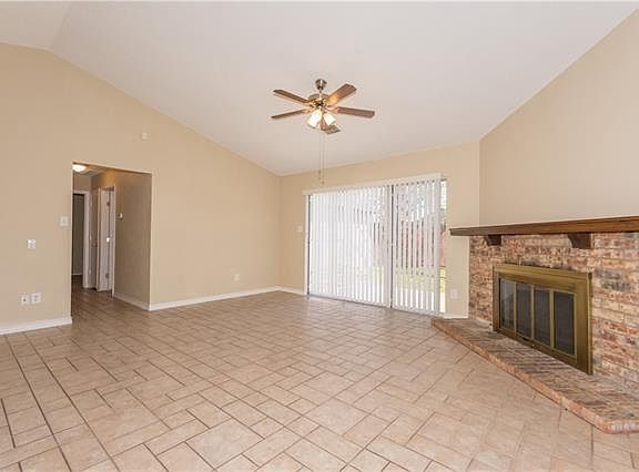 4th image of 5533 Yaupon Dr