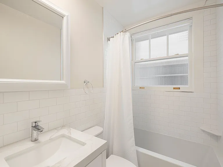 145 Laurel St #6 — Photo 15