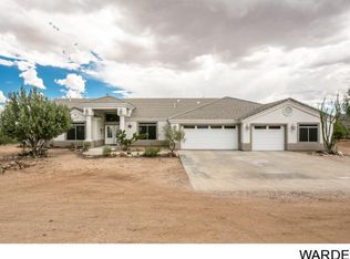 450 W Cedar Ridge Rd, Kingman, AZ 86409