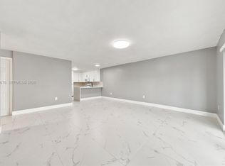 8410 SW 154th Circle Ct #21, Miami, FL 33193