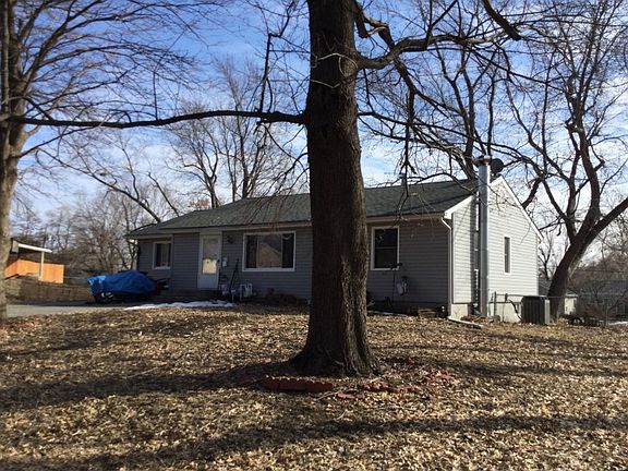 3rd image of 10905 E 81st Ter